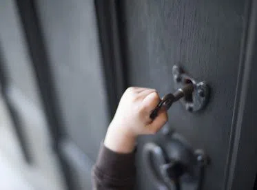 Locksmith Master Shop Fremont, CA 510-404-0382 - 7-Door-Unlock